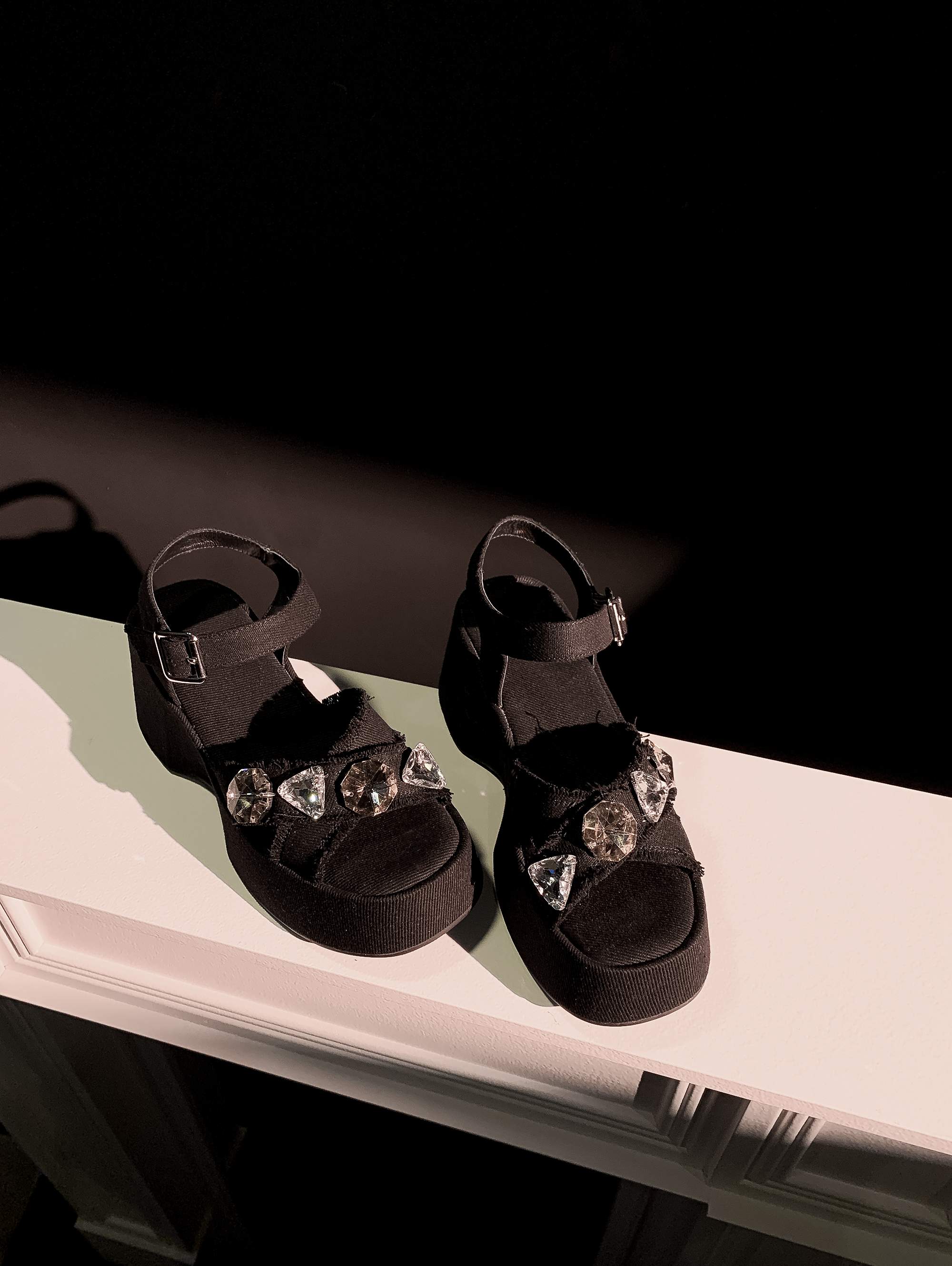 Krazing Pot Denim Peep Toe Pla - đánh giá và giá Casual Sandal Leather